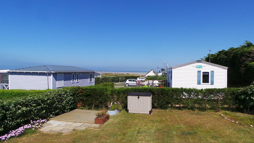 Camping De Kerurus Hotell Plounéour-Trez Exteriör bild