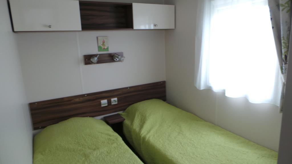 Camping De Kerurus Hotell Plounéour-Trez Exteriör bild