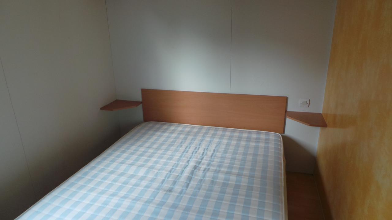 Camping De Kerurus Hotell Plounéour-Trez Rum bild