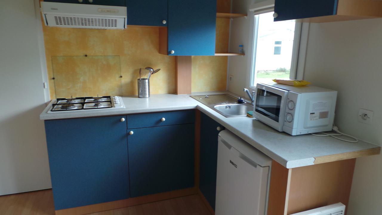 Camping De Kerurus Hotell Plounéour-Trez Rum bild