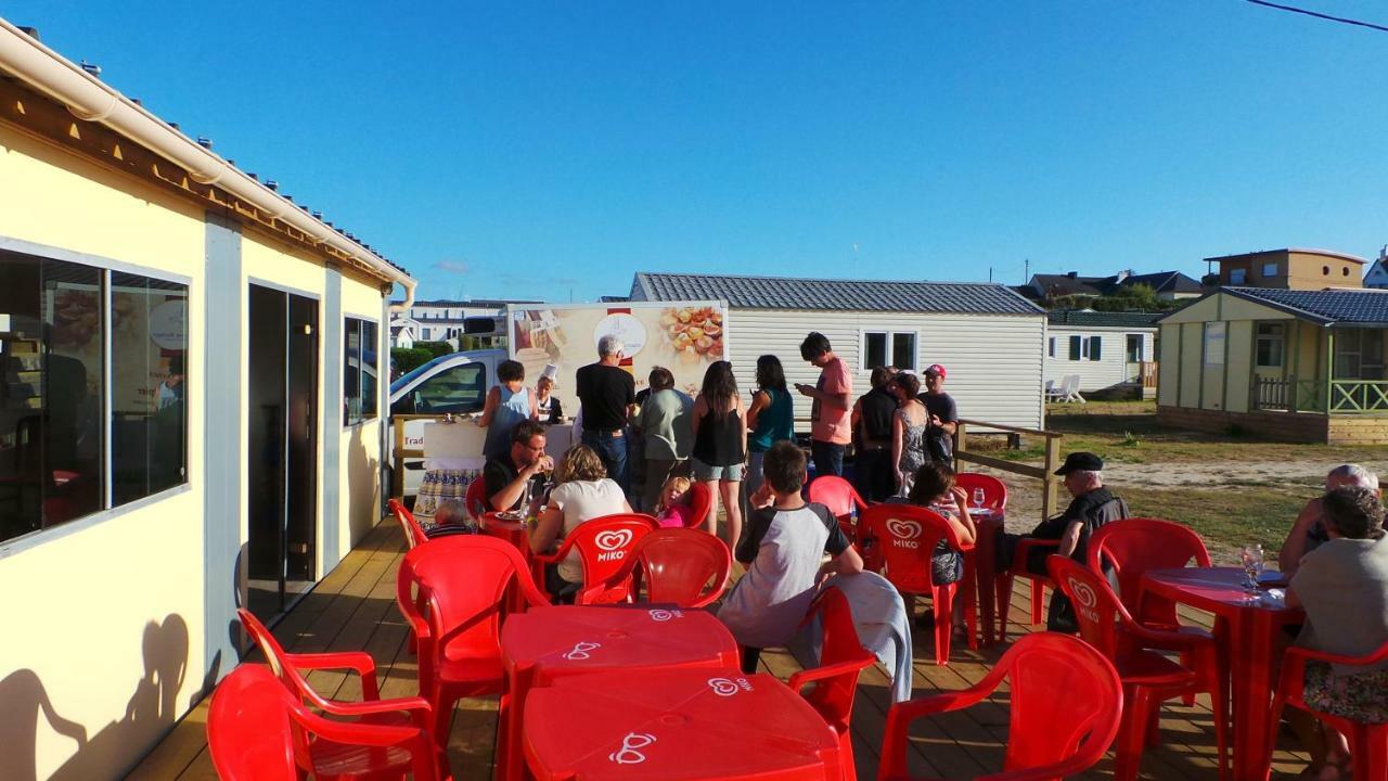 Camping De Kerurus Hotell Plounéour-Trez Exteriör bild